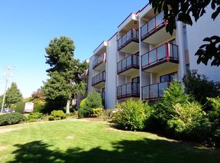 1025 Linden Ave #208, Victoria, BC V8V 4H4