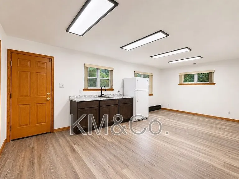 535 Elm St #1 — Photo 14