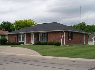 3011 Bel Air Dr, Chillicothe, MO 64601