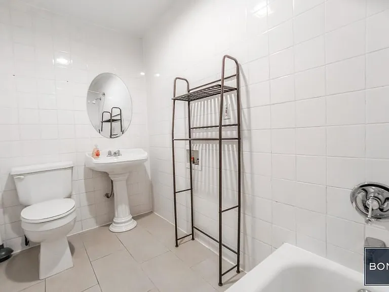810 Broadway #5-R — Photo 5