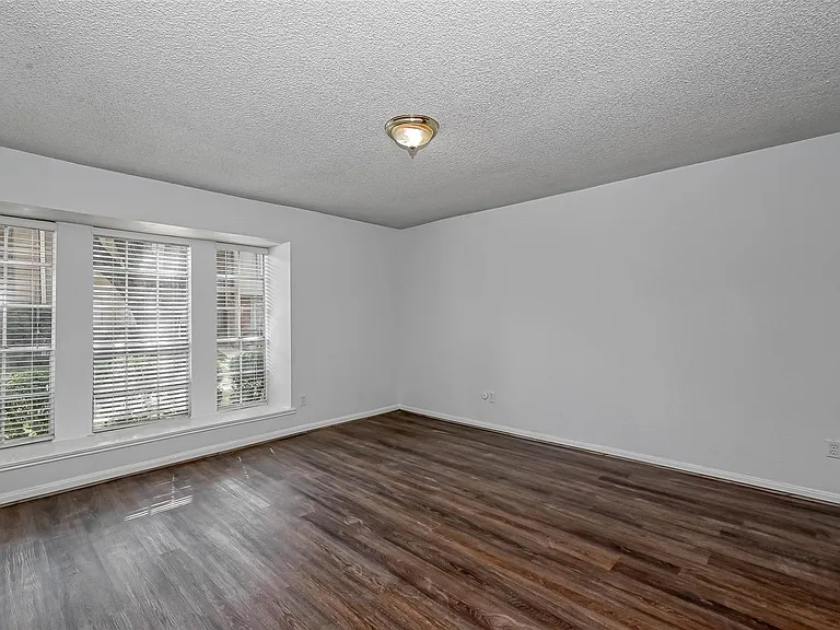 14179 Misty Meadow Ln — Photo 24
