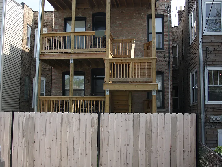 1462 W Farragut Ave #1 — Photo 9