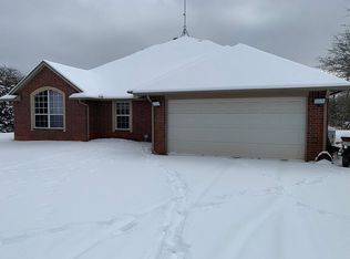 11500 S Hiwassee Rd, Guthrie, OK 73044