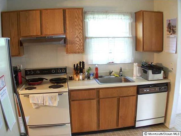2nd image of 31 Augusta Road