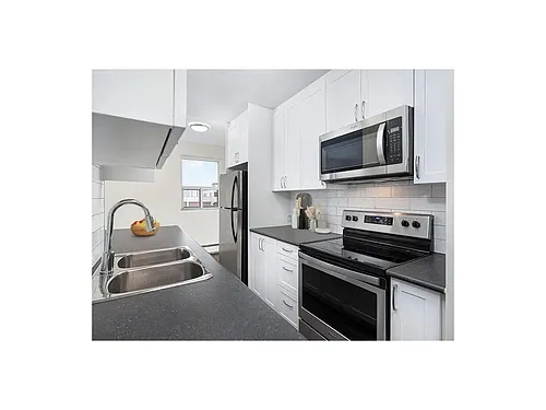 2263 Weston Rd Photo 1