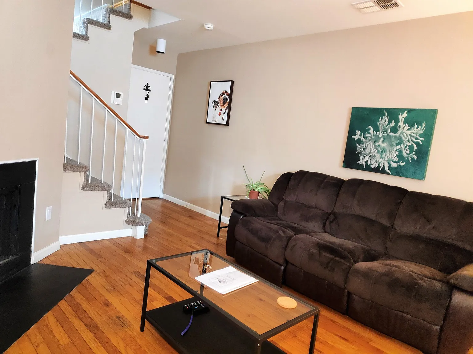 Historic Apartment Across From Mount Vernon Place Parks | Quiet Retreat & Unbeatable Location — Photo 4