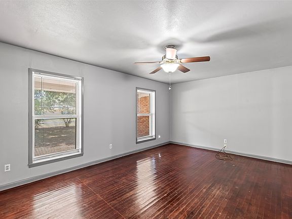 5th image of 603 E Market St