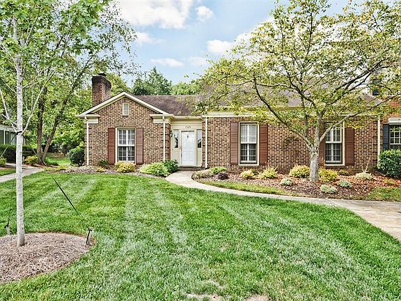 2nd image of 7524 Red Oak Ln