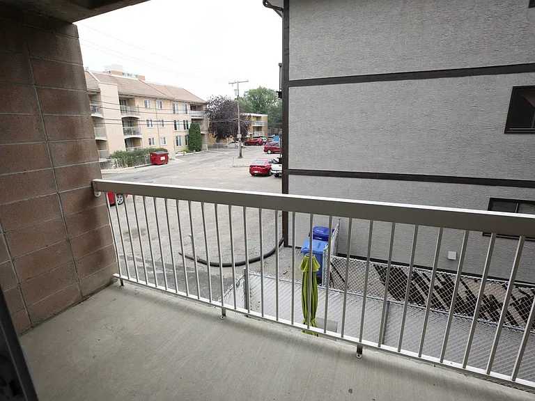 2227 Lorne St #201 — Photo 28