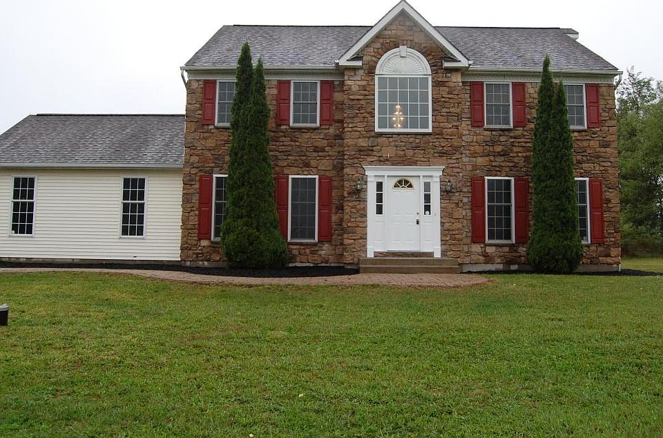 1st image of 142 High Point Dr