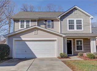 14033 Pinyon Pine Ln, Charlotte, NC 28215