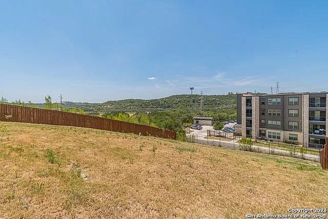 7523 Hays Hl — Photo 73