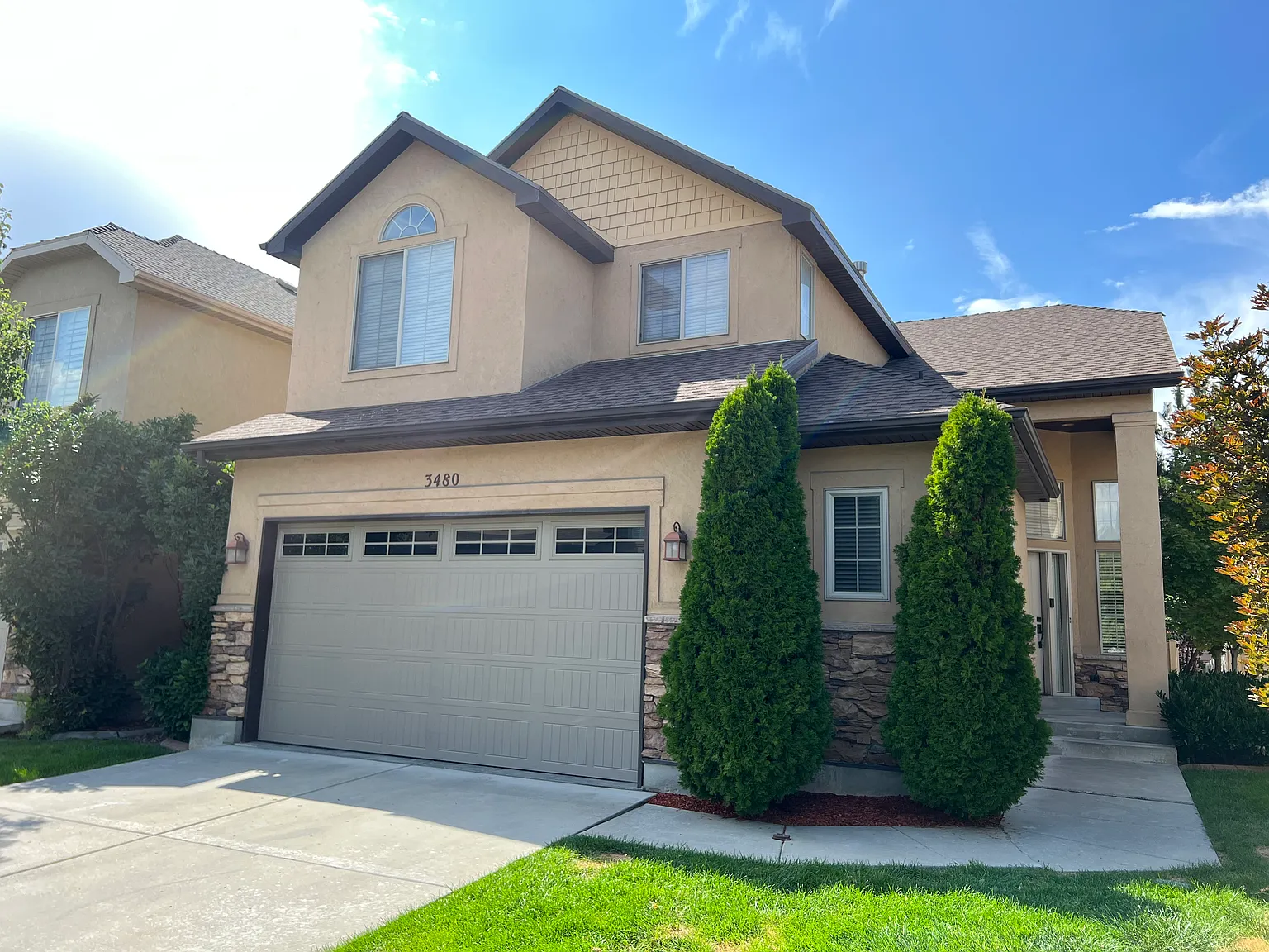 3 bed, 2.5 bath, 3200 sqft, $3,499 — Photo 2