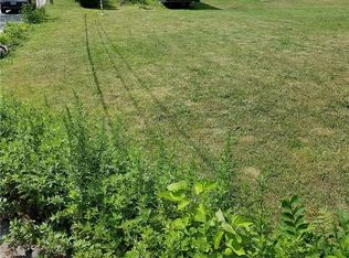 47 Alaska St, Providence, RI 02904