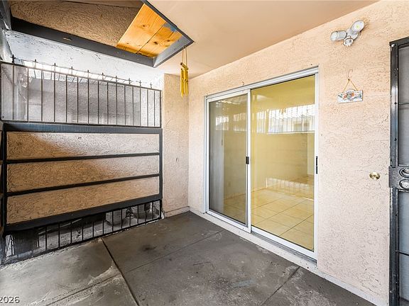 5th image of 207 N Lamb Blvd Unit C