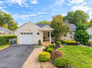 1090 Milton Blvd, Rahway, NJ 07065