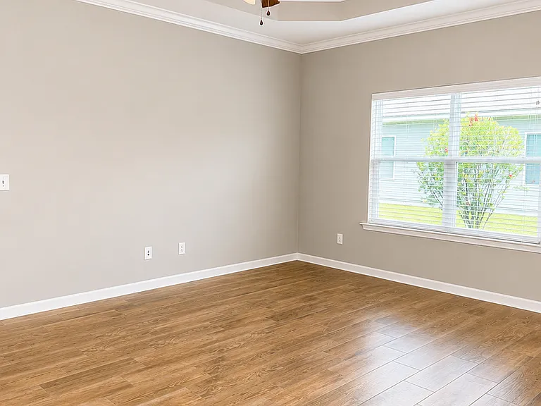 103 Marshall Ct — Photo 10