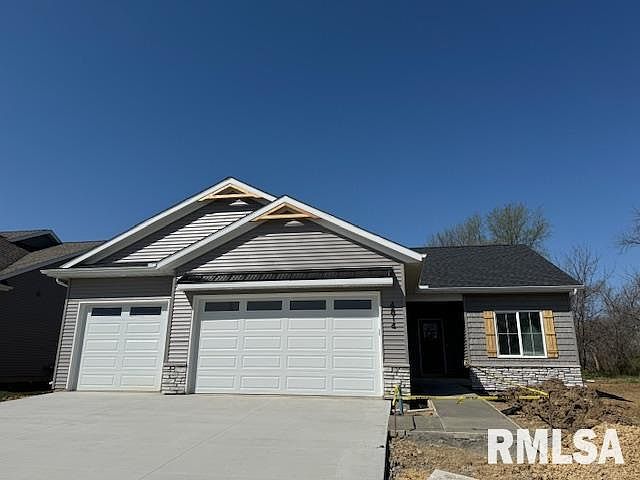 1st image of 4814 Willow Cir