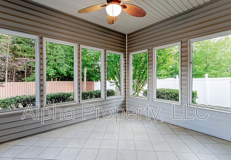 27 Lake Valley Ct — Photo 28