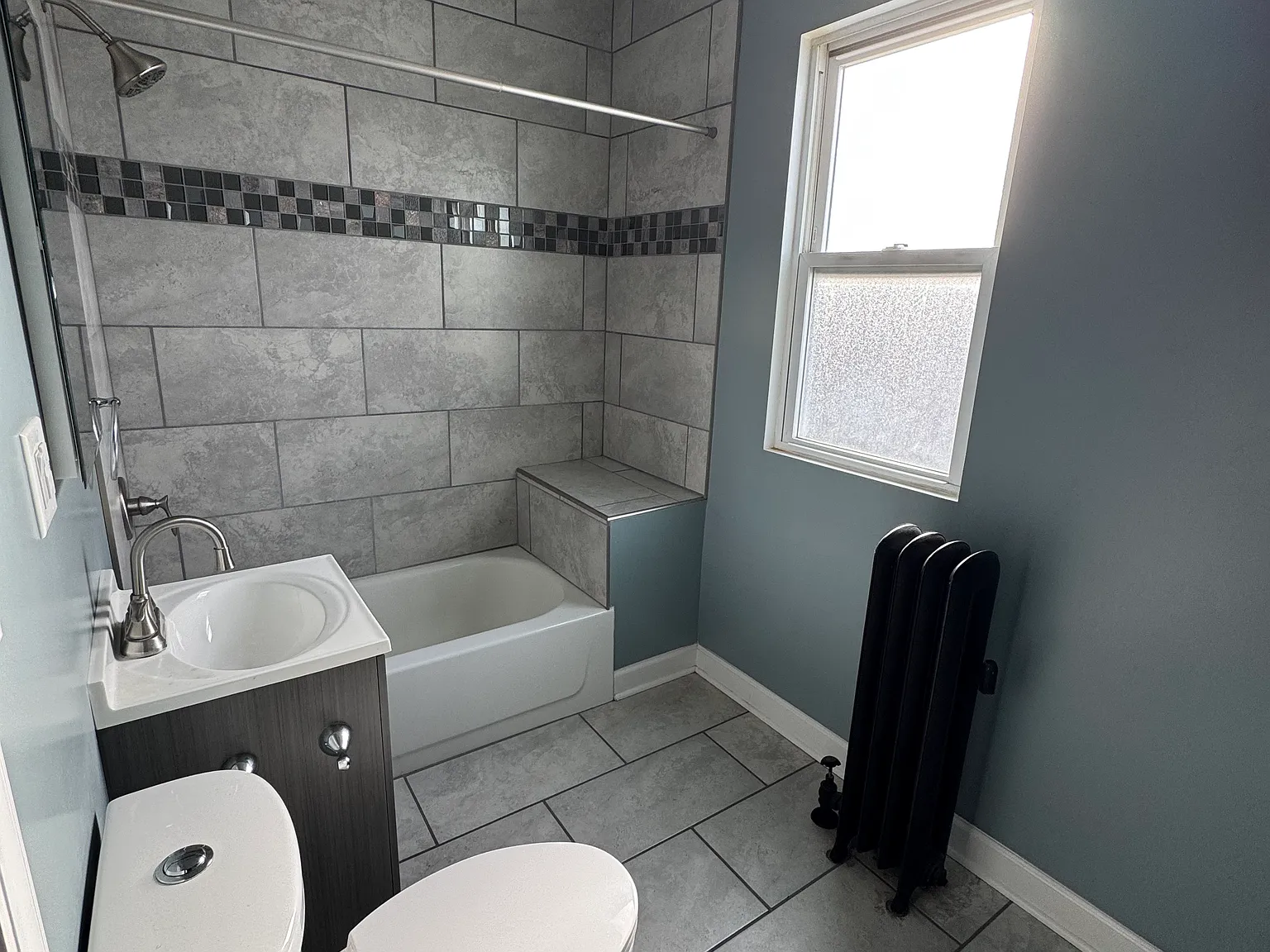 1 bed, 750 sqft, $1,300 — Photo 4