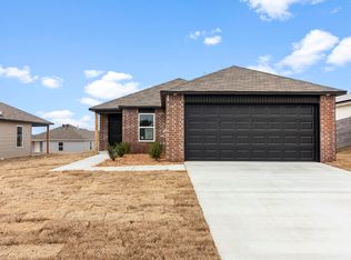1185 Santa Fe Trl, Bauxite, AR 72011