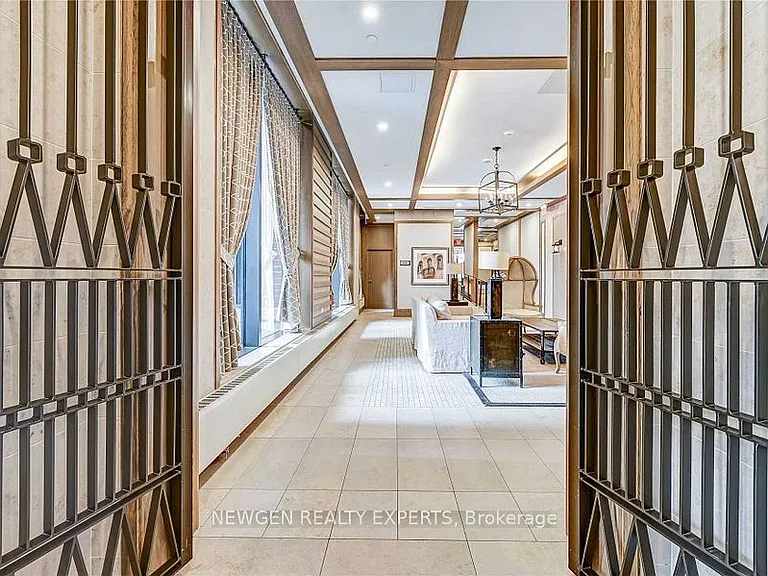 830 Lawrence Ave W #2405 — Photo 2