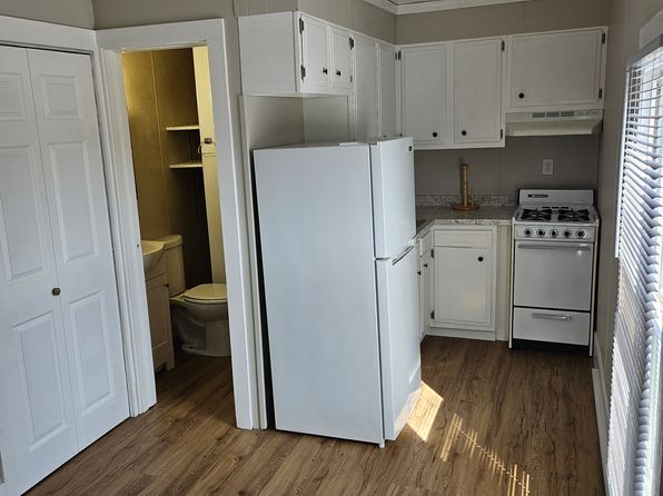 218 Port Watson St APT 3