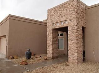4635 26th Ave NE, Rio Rancho, NM 87144