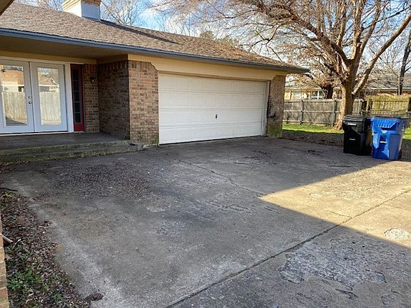2nd image of 2705 Paula Dr