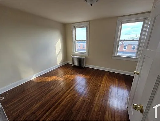4224 Sheldon Ave — Photo 2