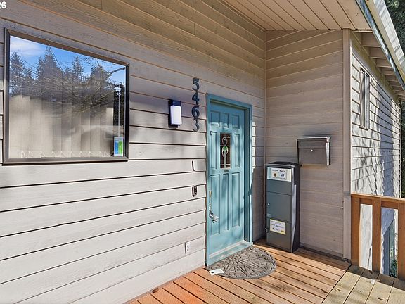 3rd image of 5463 SE Aldercrest Rd