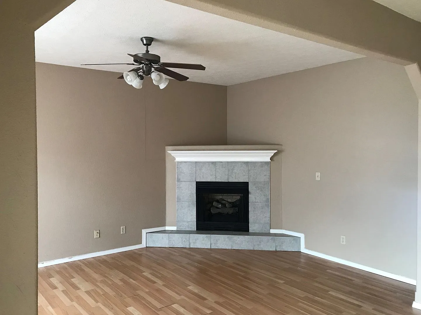 Fantastic Location - sits on a dead end street! — Photo 2