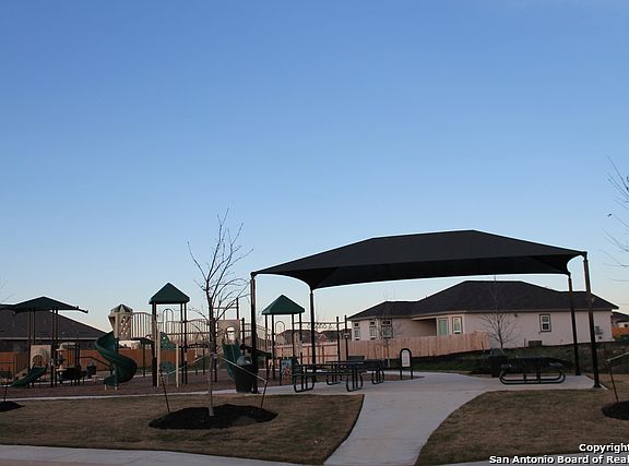 3rd image of 107 Kathy Dr