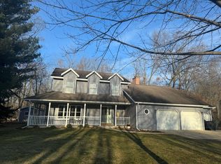 55255 S Thompson Ln, Three Rivers, MI 49093