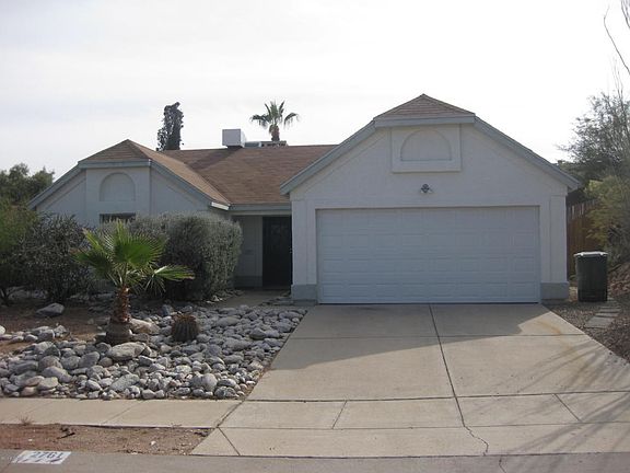 2nd image of 2761 W Calle Cuero De Vaca