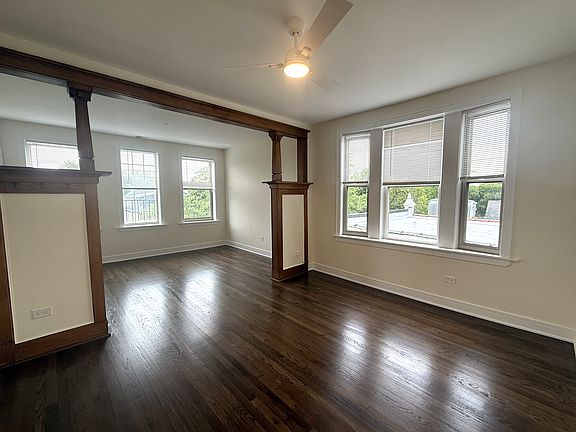 2nd image of 4006 W Warwick Ave APT 3W