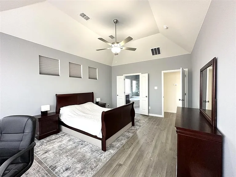 1225 Indianola Trl — Photo 7