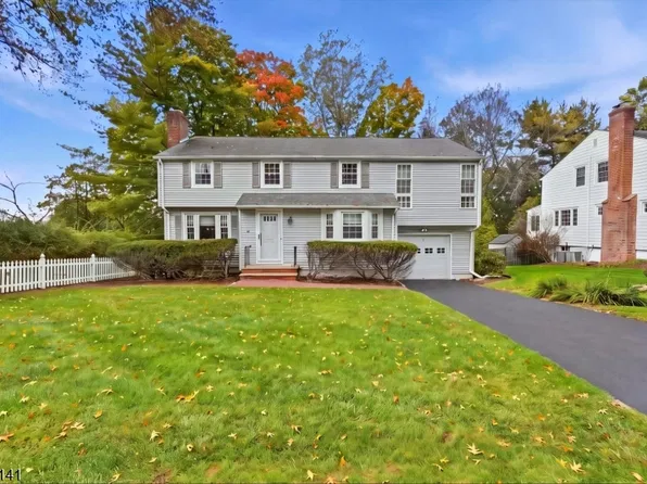 5 Mckinley Ave, West Caldwell Twp., NJ 07006
