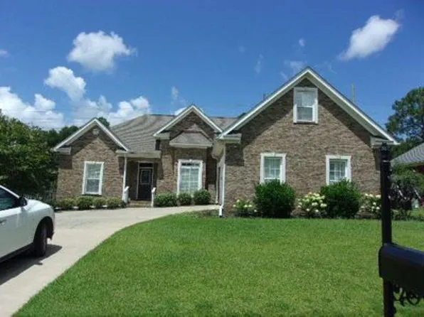 317 Wicklow Dr, Dothan, AL 36303