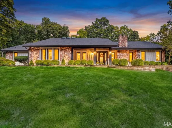2 Deerfield Ridge Rd, Wildwood, MO 63005