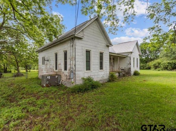 529 E Fm 323, Palestine, TX 75801