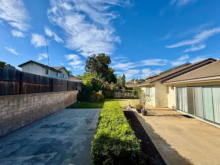 793 Tioga Pl — Photo 12