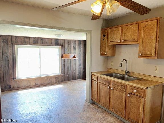 2nd image of 164 Forest Dr
