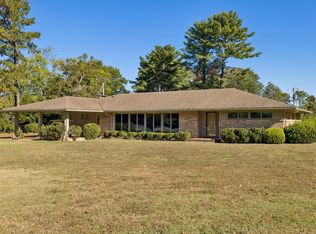 1111 Manor Rd, Columbia, TN 38401