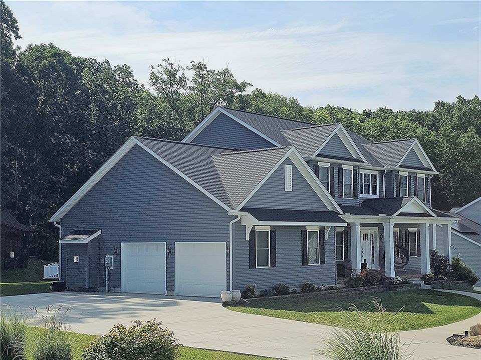 2nd image of 300 Crabapple Ln N