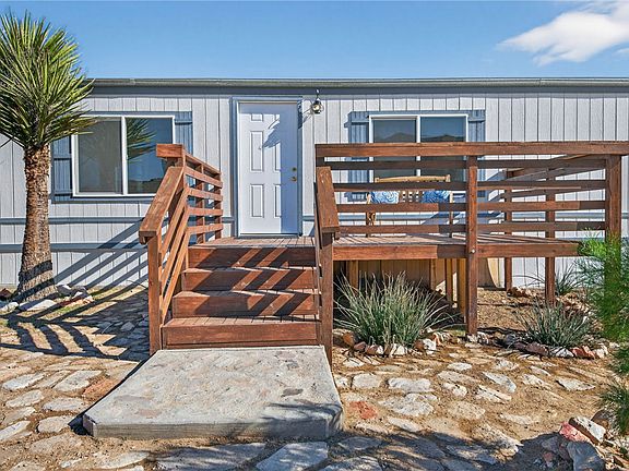 4th image of 2294 S Dragoon Rd