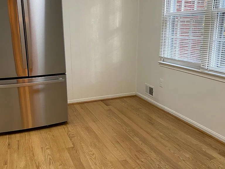 6802 Dina Leigh Ct — Photo 13