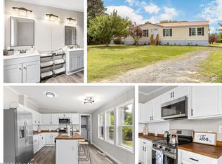 2852 New Savannah Rd, Burgaw, NC 28425