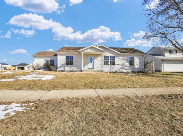 1404 Greenridge Dr, Urbana, IL 61802