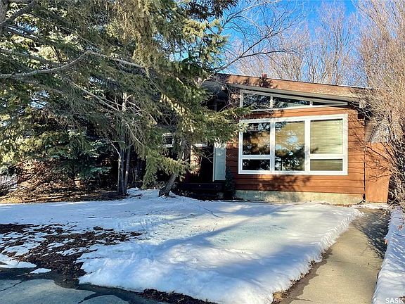 2nd image of 589 Dalgliesh Dr